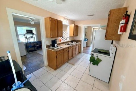 House in Bradenton, Florida 3 bedrooms, 134.52 sq.m. № 2259413 - photo 26