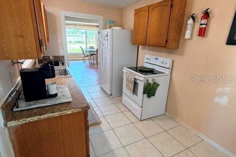 House in Bradenton, Florida 3 bedrooms, 134.52 sq.m. № 2259413 - photo 25