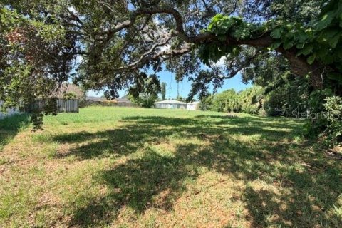 House in Bradenton, Florida 3 bedrooms, 134.52 sq.m. № 2259413 - photo 12