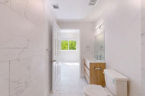 Apartment in Miami, Florida 2 bedrooms, 92.9 sq.m. № 2043286 - photo 27