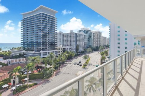 Снять в аренду кондоминиум в Майами-Бич, Флорида 2 спальни, 90.12м2, № 1989532 - фото 20