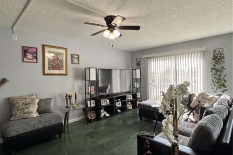 Condominio en venta en Tampa, Florida, 2 dormitorios, 101.64 m2 № 2200912 - foto 6