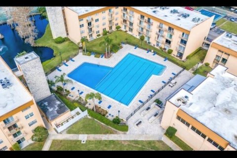 Condominio en venta en Tampa, Florida, 2 dormitorios, 101.64 m2 № 2200912 - foto 22