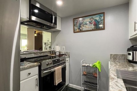 Condominio en venta en Tampa, Florida, 2 dormitorios, 101.64 m2 № 2200912 - foto 16