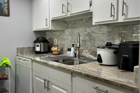 Condominio en venta en Tampa, Florida, 2 dormitorios, 101.64 m2 № 2200912 - foto 18