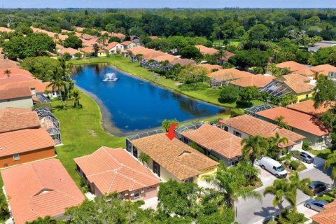 Casa en venta en Riviera Beach, Florida, 2 dormitorios, 112.69 m2 № 2186585 - foto 2