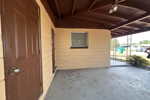 Villa ou maison à louer à Largo, Floride: 2 chambres, 55.18 m2 № 2148704 - photo 4