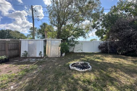 Villa ou maison à louer à Largo, Floride: 2 chambres, 55.18 m2 № 2148704 - photo 7