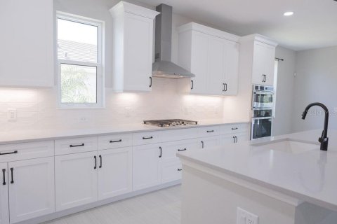 Villa ou maison à vendre à Sarasota, Floride: 2 chambres, 192.87 m2 № 2239017 - photo 11