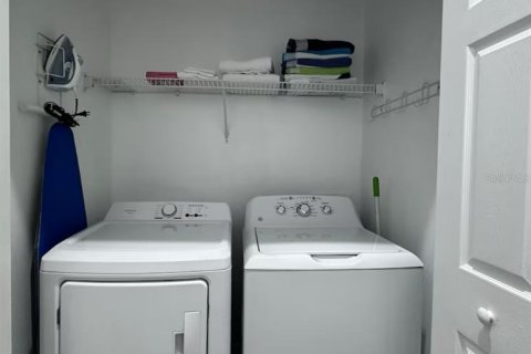 Townhouse in Kissimmee, Florida 3 bedrooms, 133.78 sq.m. № 1910735 - photo 23