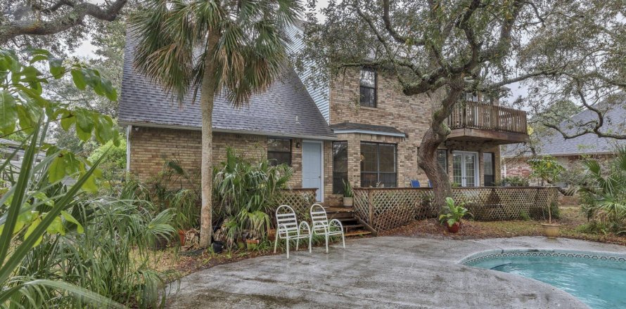House in Destin, Florida 3 bedrooms, 233.18 sq.m. № 560512