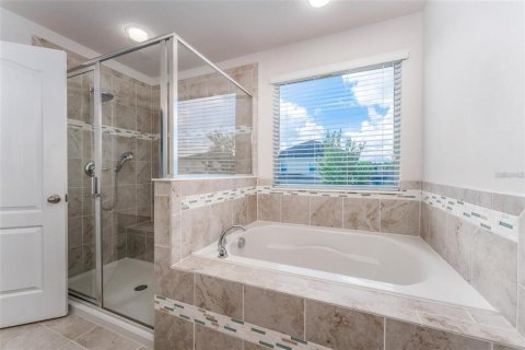 House in Riverview, Florida 4 bedrooms, 230.49 sq.m. № 1853105 - photo 24