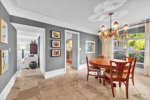 Casa en venta en Miami, Florida, 2 dormitorios, 174.01 m2 № 1966187 - foto 13