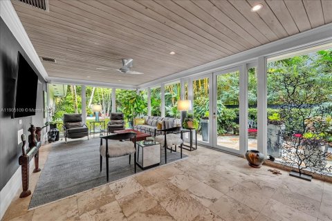 Casa en venta en Miami, Florida, 2 dormitorios, 174.01 m2 № 1966187 - foto 24