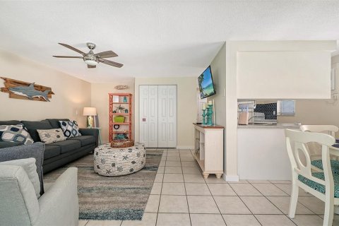 Propiedad comercial en venta en Holmes Beach, Florida, 2 dormitorios, 118.54 m2 № 2423945 - foto 21