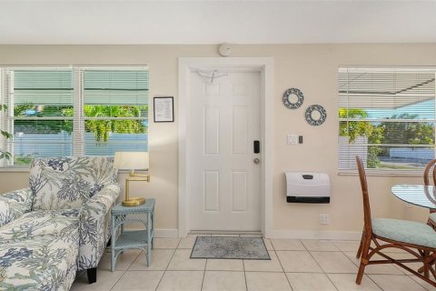 Propiedad comercial en venta en Holmes Beach, Florida, 2 dormitorios, 118.54 m2 № 2423945 - foto 7
