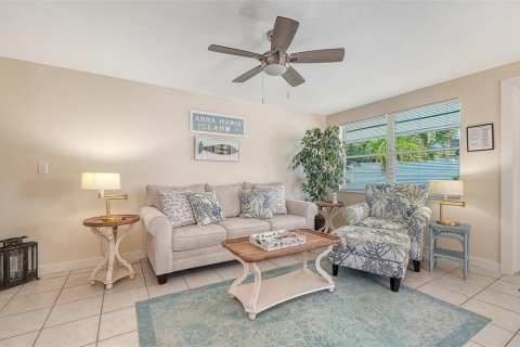 Propiedad comercial en venta en Holmes Beach, Florida, 2 dormitorios, 118.54 m2 № 2423945 - foto 6
