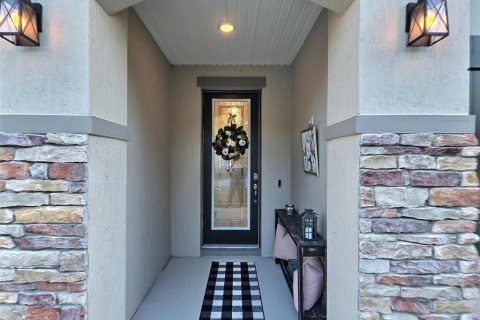 Casa en venta en Palm Coast, Florida, 4 dormitorios, 248.51 m2 № 2202382 - foto 2