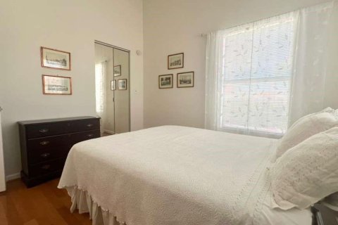 Купить кондоминиум в Сент-Питерсберг, Флорида 3 комнаты, 99.41м2, № 2147825 - фото 19