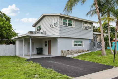 Villa ou maison à vendre à Boca Raton, Floride: 4 chambres, 147.53 m2 № 1948515 - photo 2