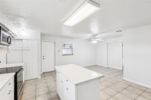 Villa ou maison à vendre à Boca Raton, Floride: 4 chambres, 147.53 m2 № 1948515 - photo 20