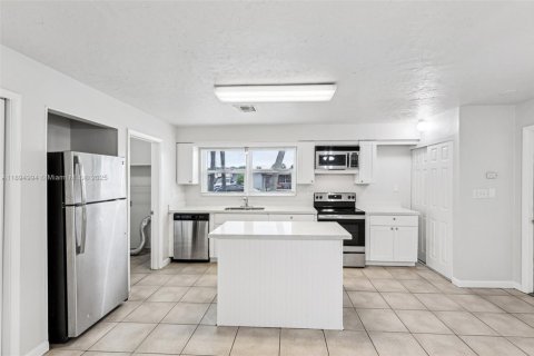 Villa ou maison à vendre à Boca Raton, Floride: 4 chambres, 147.53 m2 № 1948515 - photo 18