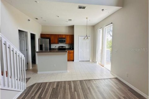 Adosado en alquiler en Orlando, Florida, 3 dormitorios, 136.85 m2 № 2216370 - foto 3