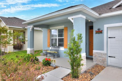 House in Lakeland, Florida 4 bedrooms, 168.34 sq.m. № 2201215 - photo 4