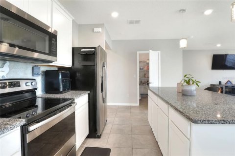 Casa en venta en Davenport, Florida, 4 dormitorios, 173.26 m2 № 1875988 - foto 8