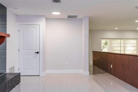 Villa ou maison à vendre à Venice, Floride: 3 chambres, 192.31 m2 № 2410154 - photo 30