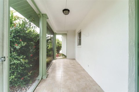Villa ou maison à vendre à Venice, Floride: 3 chambres, 192.31 m2 № 2410154 - photo 13