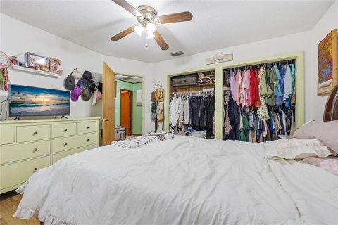 House in Trenton, Florida 2 bedrooms, 108.14 sq.m. № 2103470 - photo 14