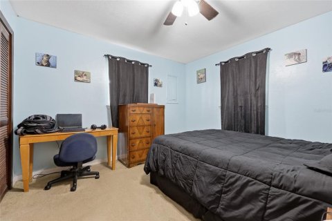 House in Trenton, Florida 2 bedrooms, 108.14 sq.m. № 2103470 - photo 15
