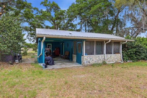 House in Trenton, Florida 2 bedrooms, 108.14 sq.m. № 2103470 - photo 26