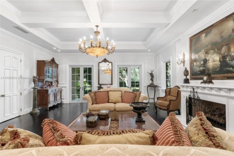 House in Coral Gables, Florida 6 bedrooms № 2060201 - photo 13