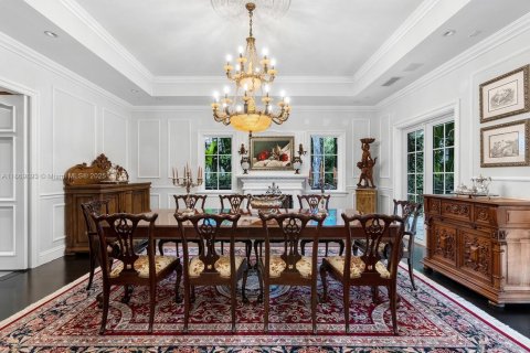 House in Coral Gables, Florida 6 bedrooms № 2060201 - photo 10