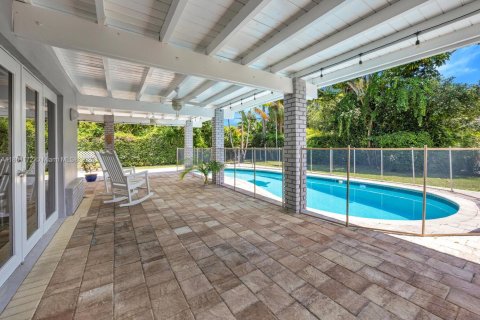 House in Palmetto Bay, Florida 3 bedrooms, 168.8 sq.m. № 1889887 - photo 4