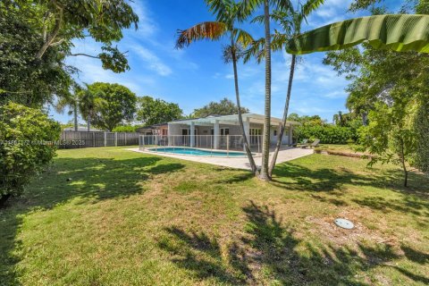 House in Palmetto Bay, Florida 3 bedrooms, 168.8 sq.m. № 1889887 - photo 28