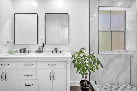 Townhouse in Miramar, Florida 3 bedrooms, 153.29 sq.m. № 1842755 - photo 18