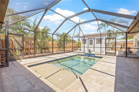 Villa ou maison à vendre à Saint Petersburg, Floride: 4 chambres, 209.59 m2 № 1805785 - photo 3