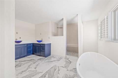 Villa ou maison à vendre à Saint Petersburg, Floride: 4 chambres, 209.59 m2 № 1805785 - photo 19