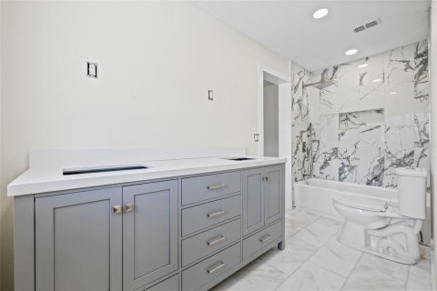 Villa ou maison à vendre à Saint Petersburg, Floride: 4 chambres, 209.59 m2 № 1805785 - photo 16