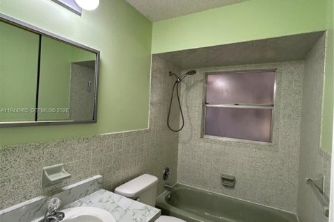 Villa ou maison à louer à Sebring, Floride: 2 chambres, 129.78 m2 № 2001234 - photo 19