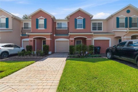 Townhouse in Orlando, Florida 3 bedrooms, 117.06 sq.m. № 2396323