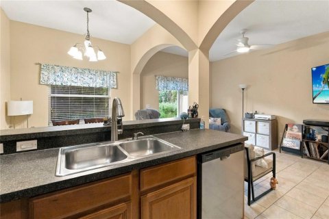 Townhouse in Orlando, Florida 3 bedrooms, 117.06 sq.m. № 2396323 - photo 7