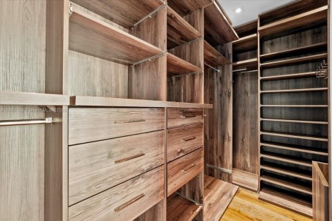 Copropriété à louer à Miami, Floride: 5 chambres, 238.67 m2 № 1959779 - photo 19