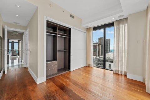 Copropriété à louer à Miami, Floride: 5 chambres, 238.67 m2 № 1959779 - photo 26