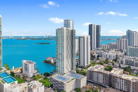 Copropriété à louer à Miami, Floride: 5 chambres, 238.67 m2 № 1959779 - photo 28
