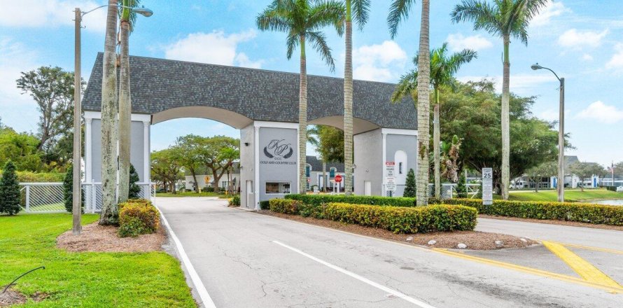 Condo in Delray Beach, Florida, 2 bedrooms № 1074690