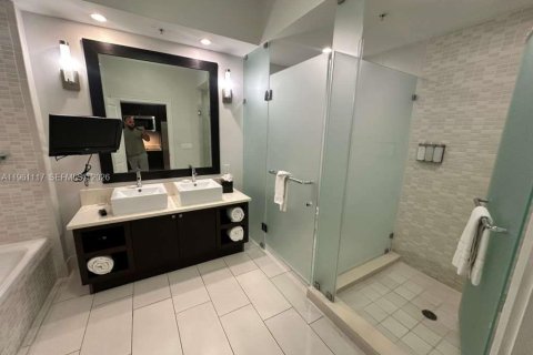 Copropriété à vendre à Doral, Floride: 1 chambre, 65.5 m2 № 2025412 - photo 12